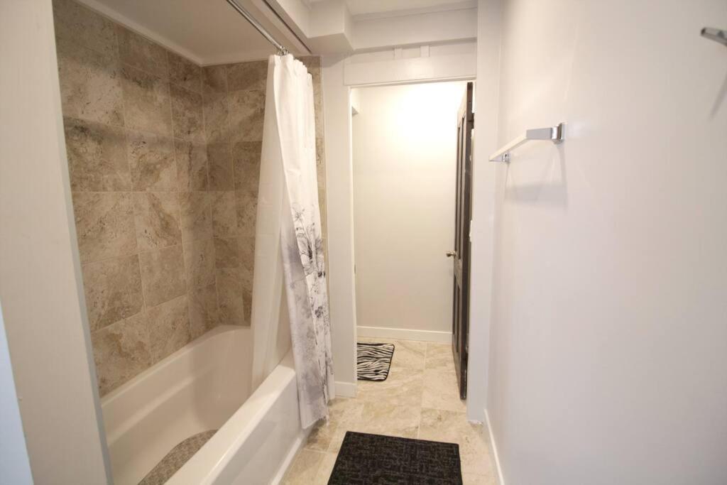 Spacious Guest Suite Amazing Location サンディエゴ エクステリア 写真
